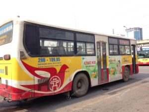 Mega WeCare quảng cáo trên xe bus full kính tại TPHCM - HN