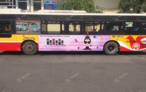 quảng cáo trên xe bus của nước hoa Miso tại Hà Nội