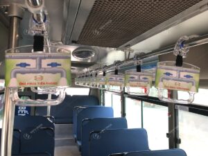 Quảng cáo trên tay cầm xe bus - Thương hiệu Nhựa Tiền Phong