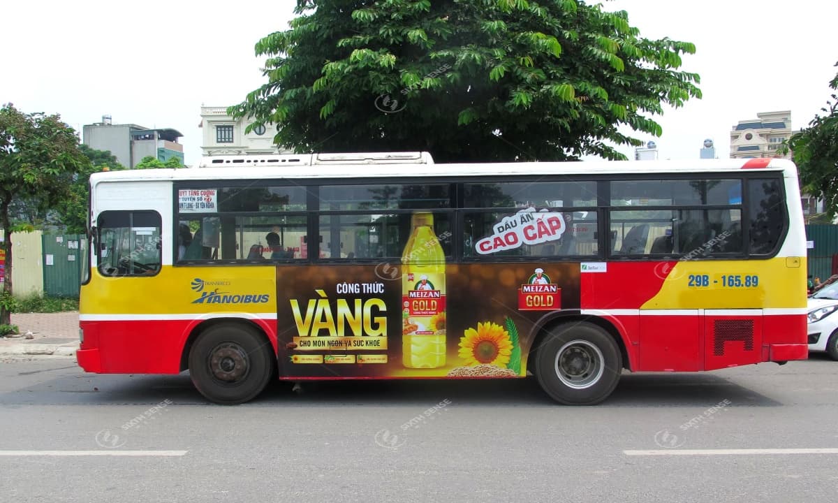 Quảng cáo trên xe bus của Neptune tại Hà Nội