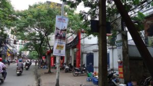 Treo băng rôn quảng cáo