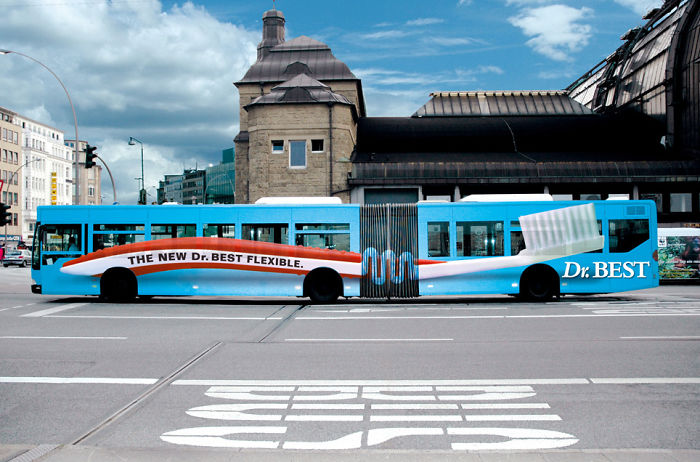 mẫu quảng cáo xe bus ấn tượng