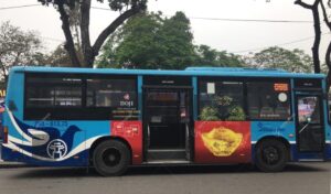 Quảng cáo trên xe bus Hà Nội cho Doji