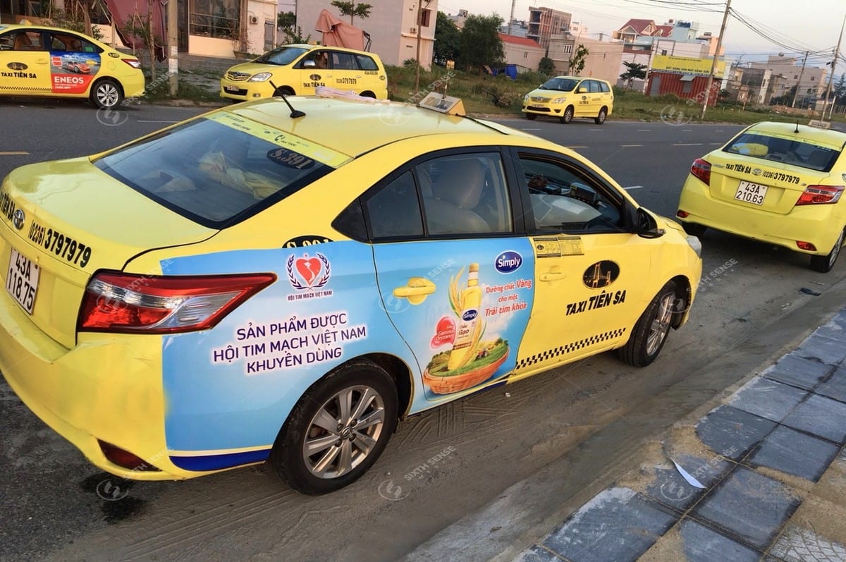 quảng cáo taxi tiên sa